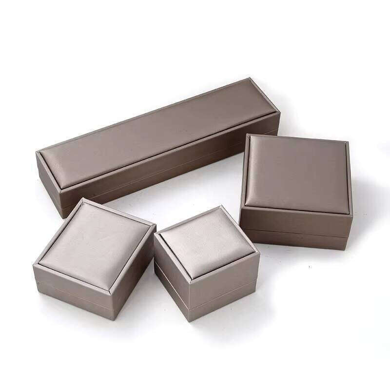 High-Quality Hip-Hop Jewelry Dubai Luxury Dazzling Cool Pure Silver Iced VVS Moissanite Men's Ring