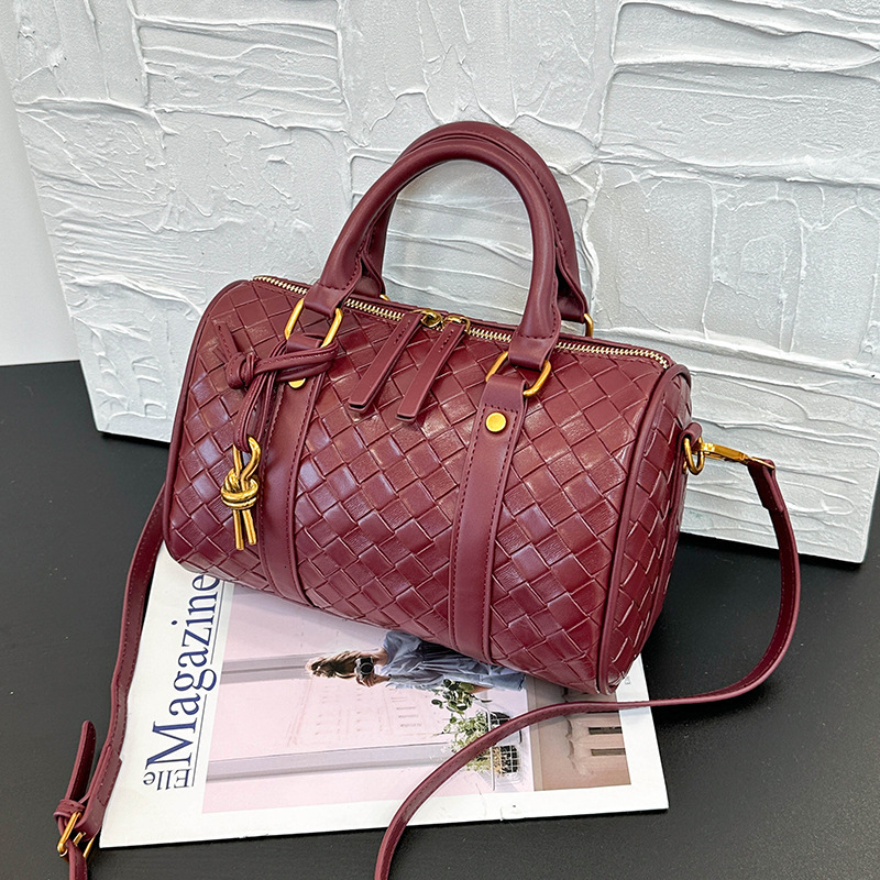 Luxury Brand Designer Bag 2025 New Stylish Versatile Classic Handbag PU Woven Crossbody Bag For Work Commute High-End Solid Color Single Shoulder