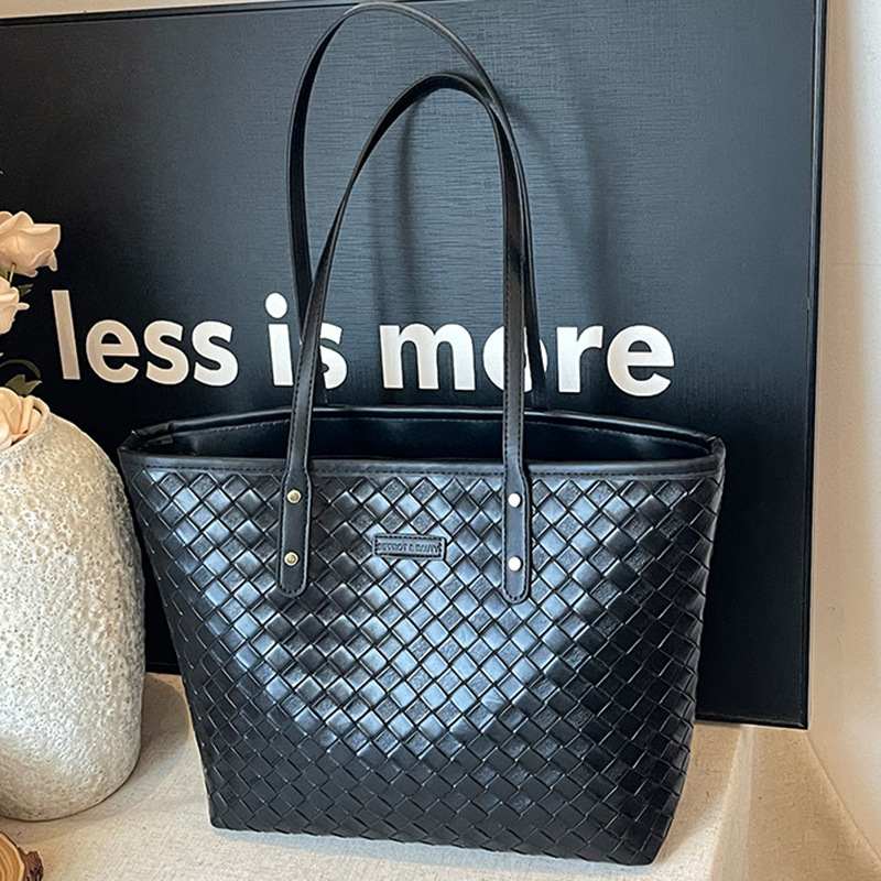 Luxury Brand Designer Bag This Year's Trendy Woven Bag For Women 2025 New Korean Version Simple Shoulder Bag Large Capacity Commuter Tote Bag