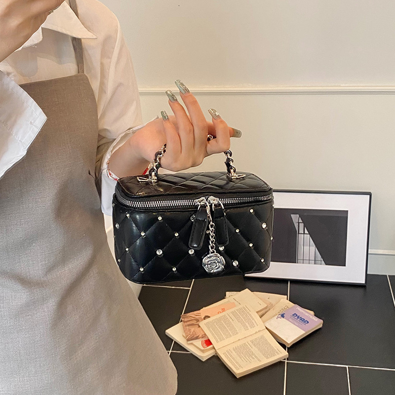 Luxury Brand Designer Bag Fashion Quilted Chain Small Square Bag For Women 2025 New High-End Bright Diamond Box Bag Stylish Single Shoulder Crossbody 