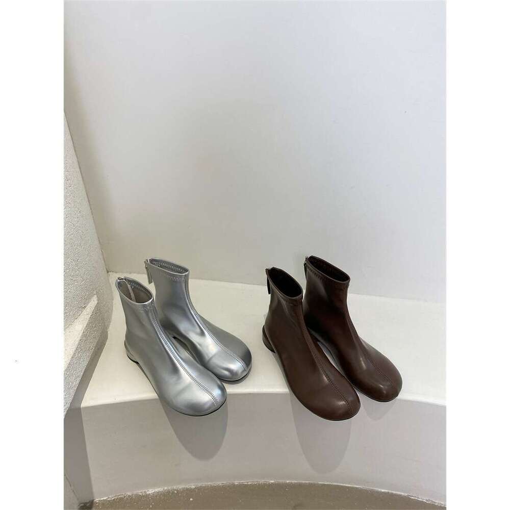 Round Toe Slim Thick Heel Ankle for Women 2025 Autumn Winter Designer Shoe Versatile Back Zipper Short Soft Leather Niche Martin Boots