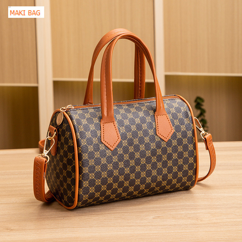 New printed handbag, fashionable casual retro large capacity crossbody bag, women's shoulder bag, designer bag, wallet, luxury bag