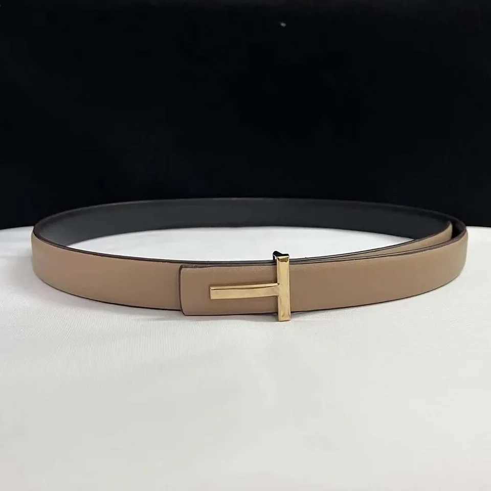 High Quality 25mm Women Belt Luxury Brand Designer famous Leather Belts for women Jeans Strap ladies Metal Buckle dress belt W251018