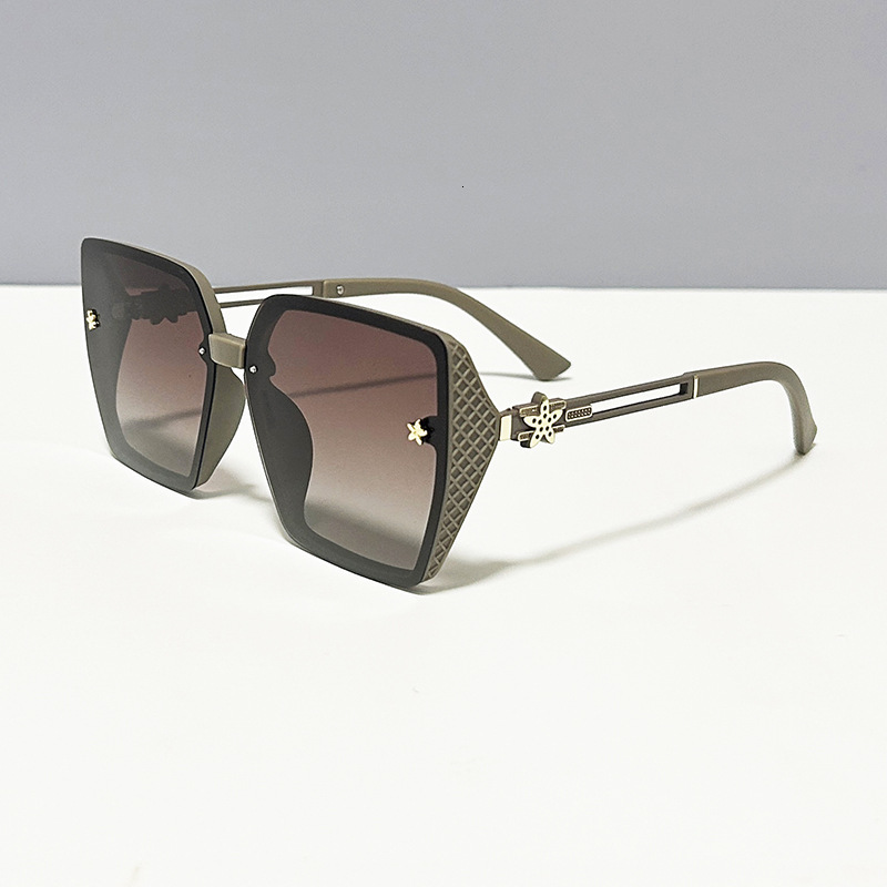 Luxury Brand Designer Jewelry Five-Star Decorative Eyewear Accessories Export Sunglasses Online Style Beauty Bare Face Polarized Glasses Simple Elegan