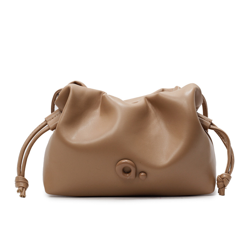 Free shipping designer Fashion Bags Fashionable minimalist single shoulder crossbody bag lightweight large capacity high quality Elegant