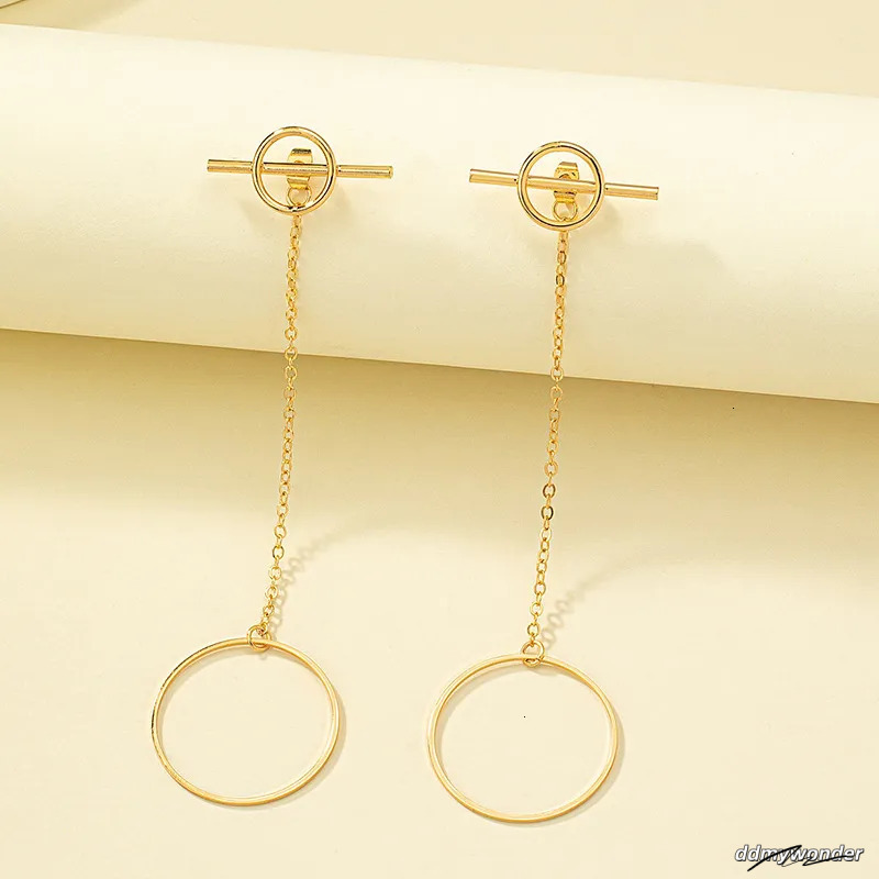 Statement Circle Pendant Earrings: Exaggerated Metal Design, Trendy Fashion Jewelry For Women Ddmywonder