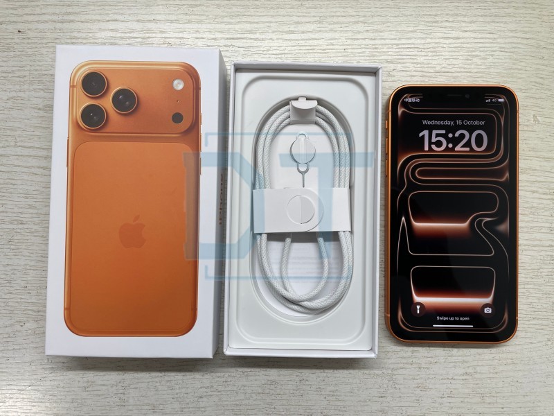 Apple Original iphone 11 in iphone 17 pro style phone Unlocked with iphone 11 Covert to iphone17Pro box sealed 4G RAM smartphone,A+Excellent Condition