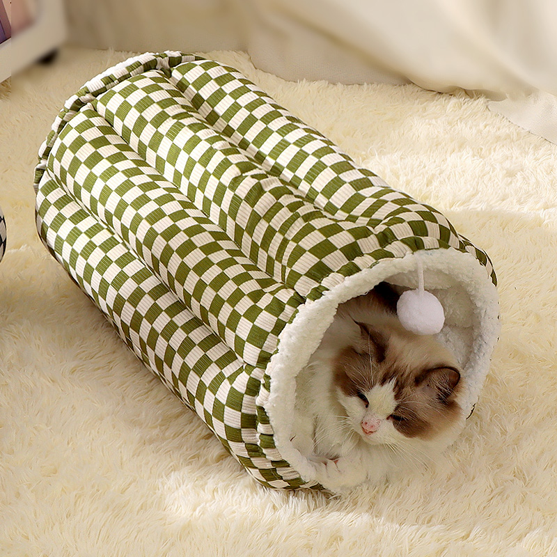 Unnel Cat Bed & Mat 2-in-1: Multi-size customizable. Made of lamb wool-like fabric, it is a winter warm, removable and washable dog bed & mat. Product