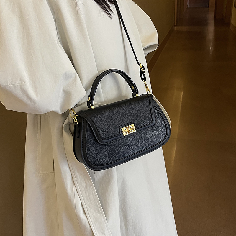 Free shipping designer Fashion Bags Handbag fashionable simple casual small square bag single shoulder crossbody women bag luxurious