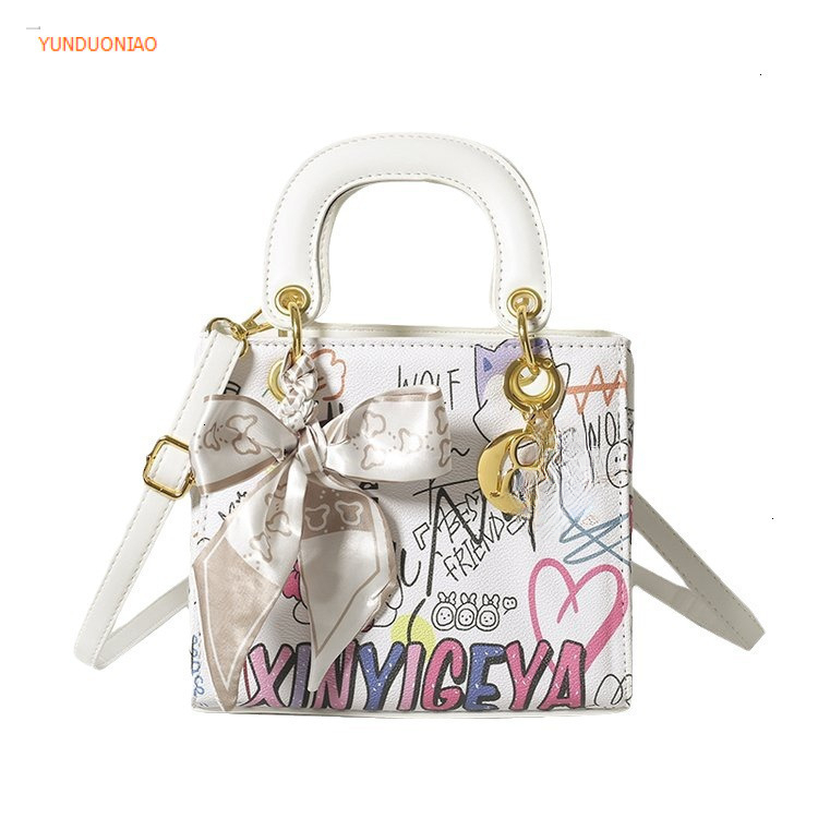 Graffiti pattern fashionable women's luxury handbag new fresh and fashionable autumn and winter designer bag trendy women's crossbody bag