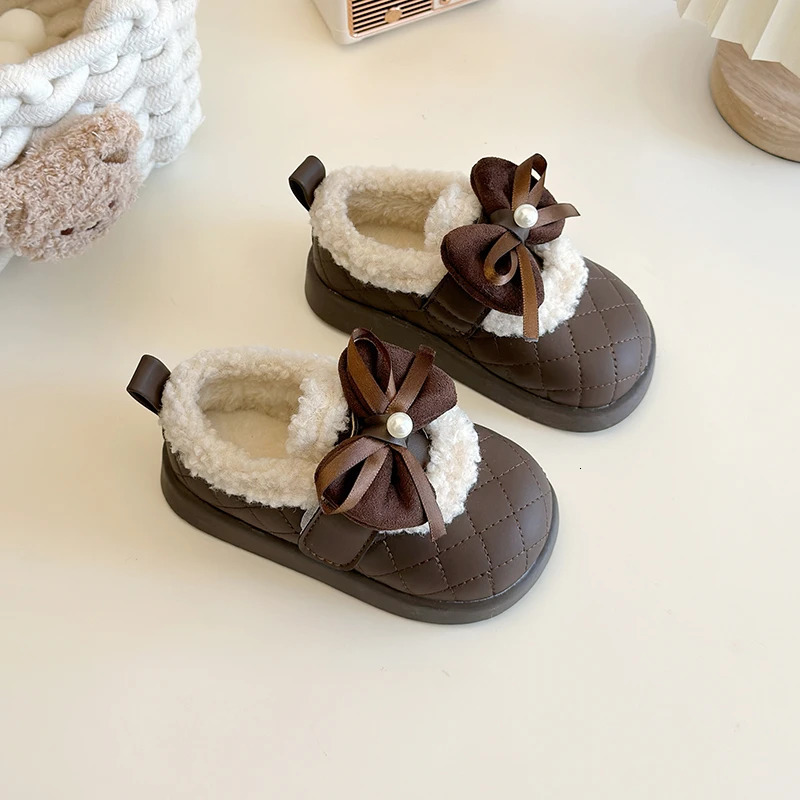 Outdoor Girls Winter Cotton Shoes Fashion Beige Kids Soft Bottom Princess Shoes Warm Causal Childrens Plush Shoes with Bowknot 251014