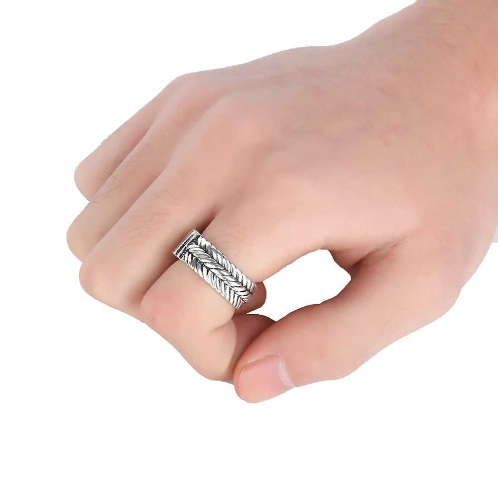 Fashion Handmade Buddha Ring Unisex Biker Ring Punk European Style Men Chain Rings To Female Jewelry J251020