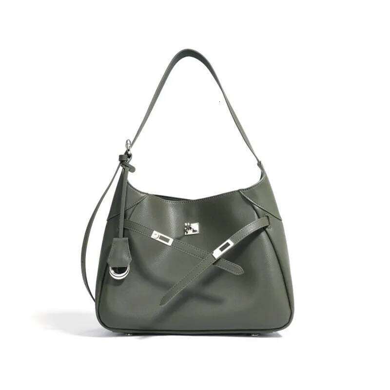 Fashionable Buckle Cowhide Tote Commuting, Versatile And High-End, Large Capacity Single Shoulder Underarm Bag For Women Suotong251020 Suotong1020