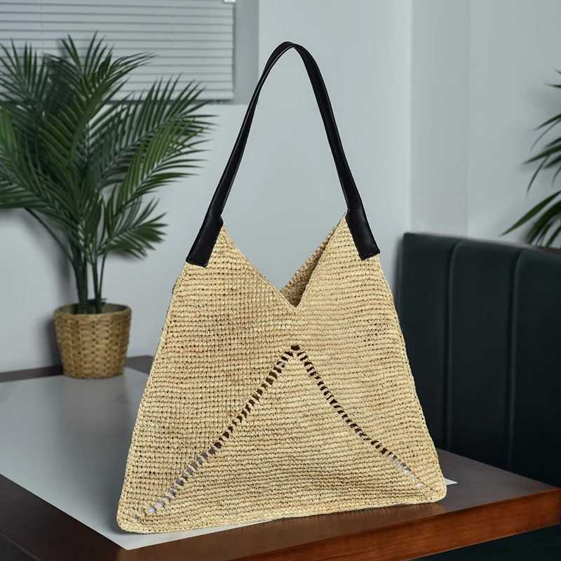 2025 New Fashion Versatile Straw Bag Tote Triangle Casual Design Shoulder Handbag Bag Tide Straw Weave Beach Shoulder BagsT251020