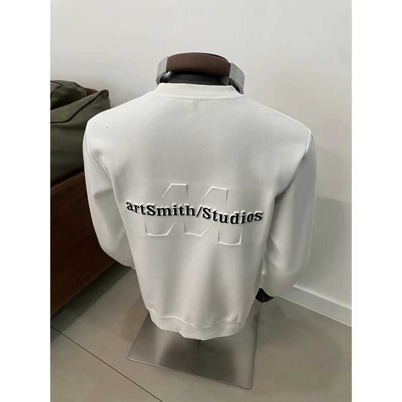 Hoodie mens autumn new threedimensional embossed round neck long sleeved shirt plus size loose casual top W251020