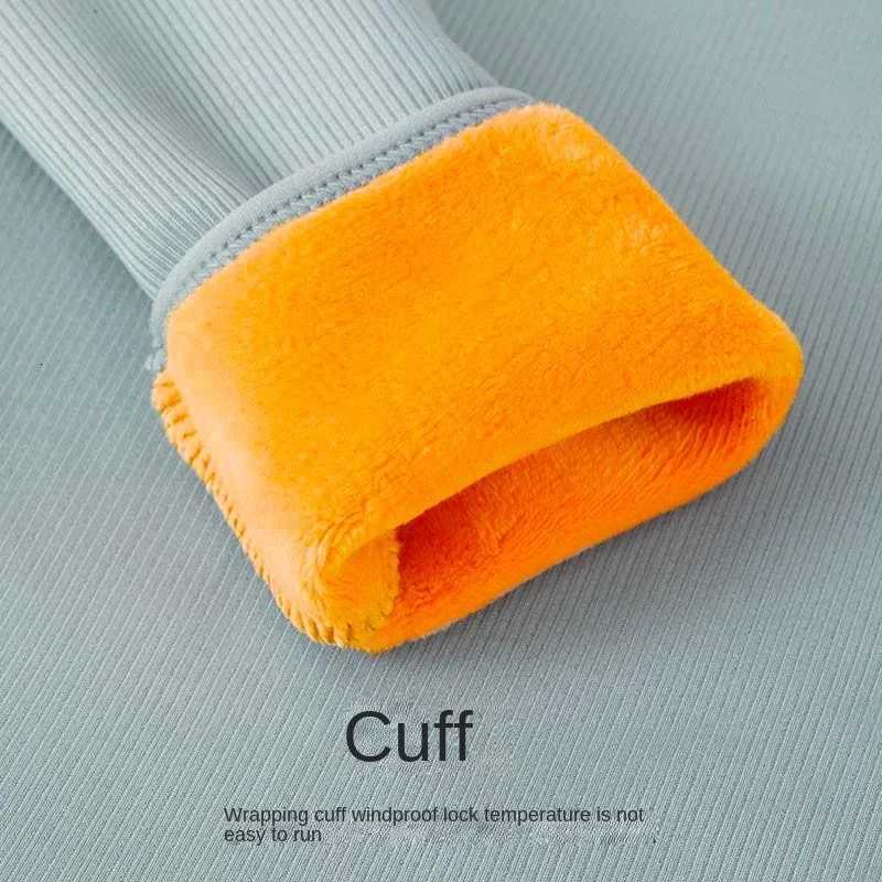 Thermal Underwear Women Tops ONeck LongSleeved TShirt Super Soft Velvet Heating Fiber Thermal Thick Pullover ShirtsT251020