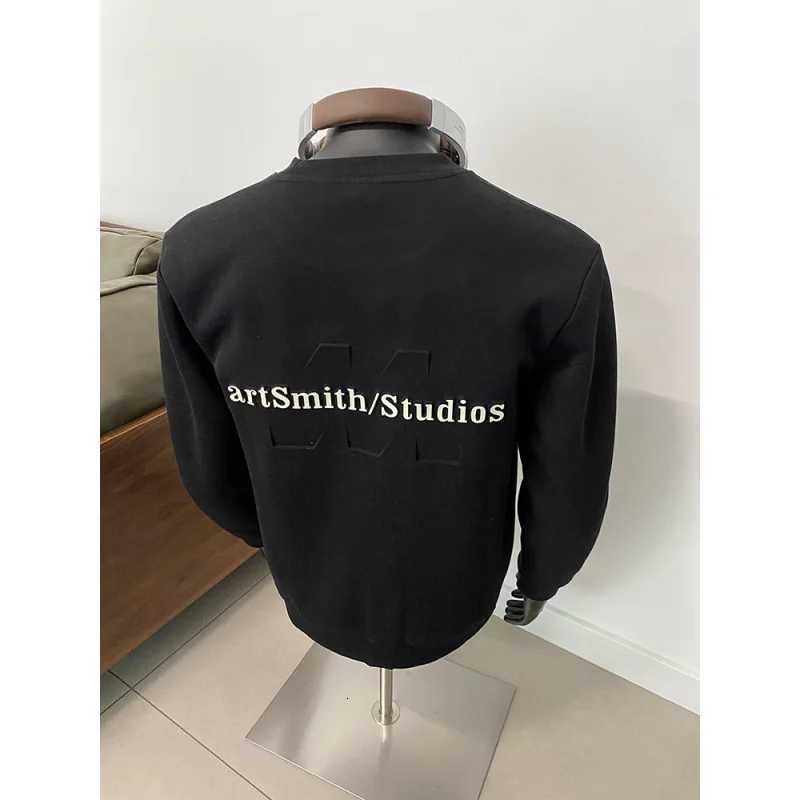 Hoodie mens autumn new threedimensional embossed round neck long sleeved shirt plus size loose casual top W251020