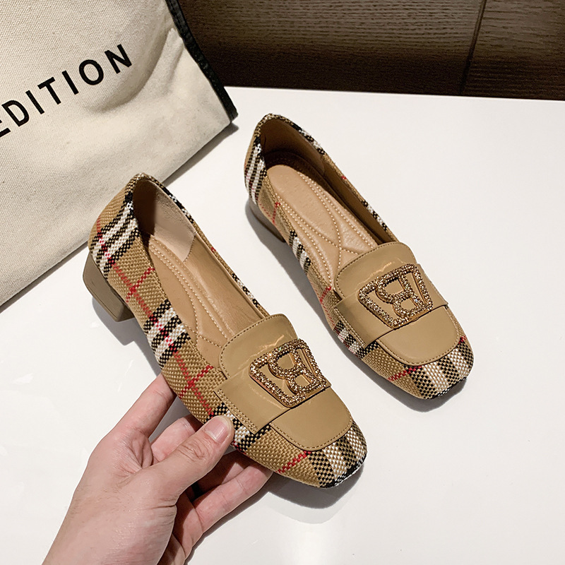 Elegant and versatile women's checkered color blocked high heels 2025 new arrivals fashionable and versatile metal buckle thick heel women's shoes