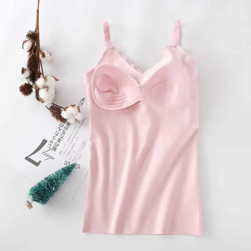 New Velvet Thermal Underwear Women Nonmarking Chest Pad Thermal Vest Women Brushed Heating Lace Flowers Vest SlingT251020