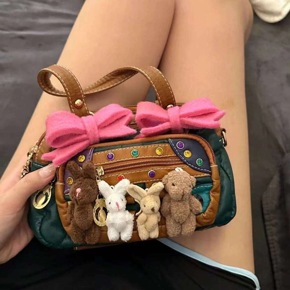 Vintage Second-Hand Bag Niche Personality New Cute Bunny Y2K Hot Girl Subculture Handbag