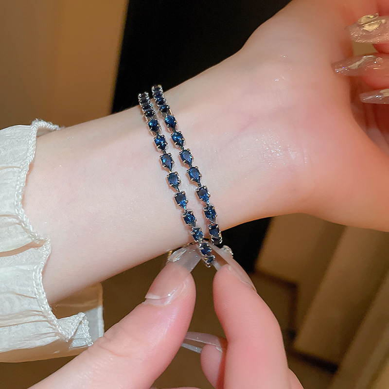 Water Drop Zircon Pull Chain Niche Style Elegant High-end Sense Bracelet Simple Commuting Versatile Design Jewelry - view 3
