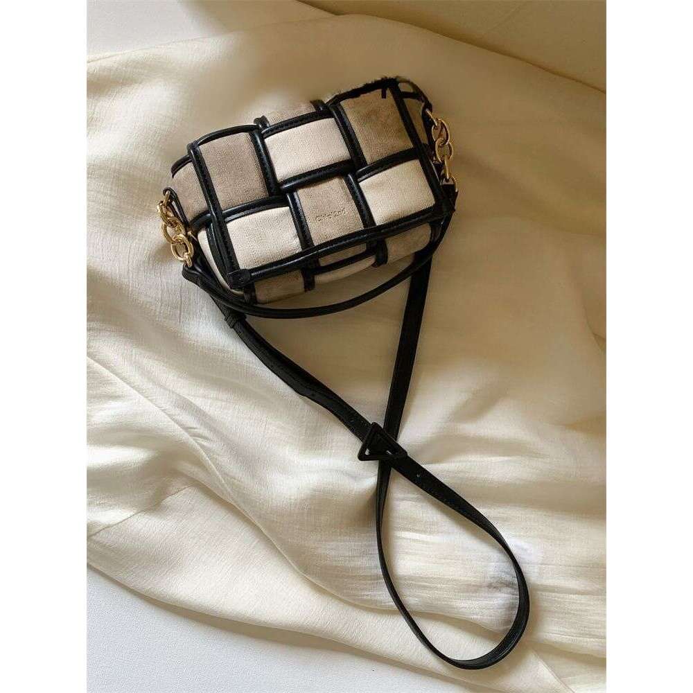 Nanfeng Saint Martin Art Exhibition Woven Bag Women New High End Small Design Sense One Shoulder