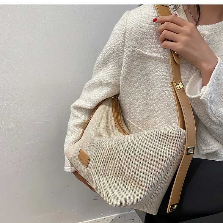 Large capacity canvas women Shoulder bags Brand design hobos Crossbody bags casual female handbag big travel Satchel bolsasT251020