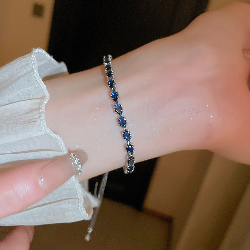 Water Drop Zircon Pull Chain Niche Style Elegant High-end Sense Bracelet Simple Commuting Versatile Design Jewelry - view 4