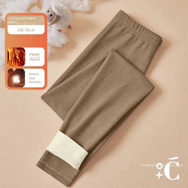 Womens Velvet Bottoming Toptrousers Thermos Warm Intimate Selfheating Thermo Lingeries Ladies Solid Long Sleeve Intimate SetT251020