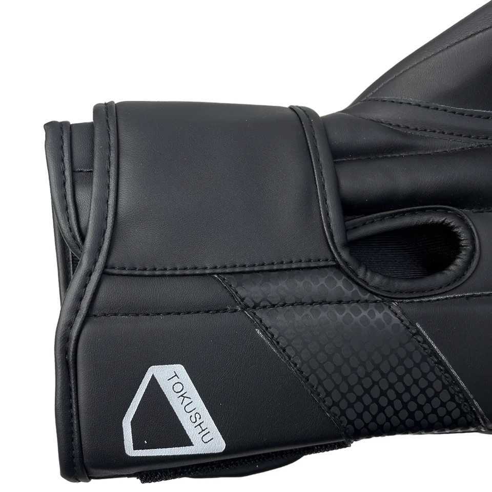 HAYA ic matte black boxing gloves kids adult mma boxing combat taek wondo sanda kicking punch bag gloves muay thai fighting W251020