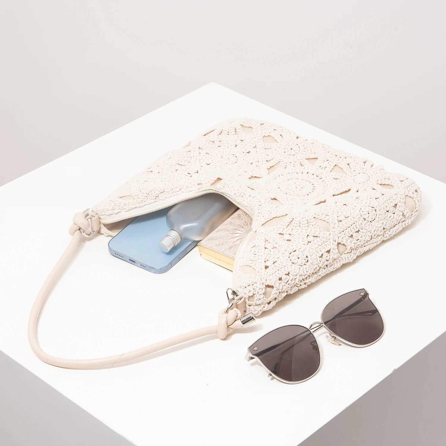 Pattern Hollow Woven BagBoho Beach Bags Premiun Style Shoulder Bag For LadiesVacaition Outfits WomenTravel Must HavesT251020