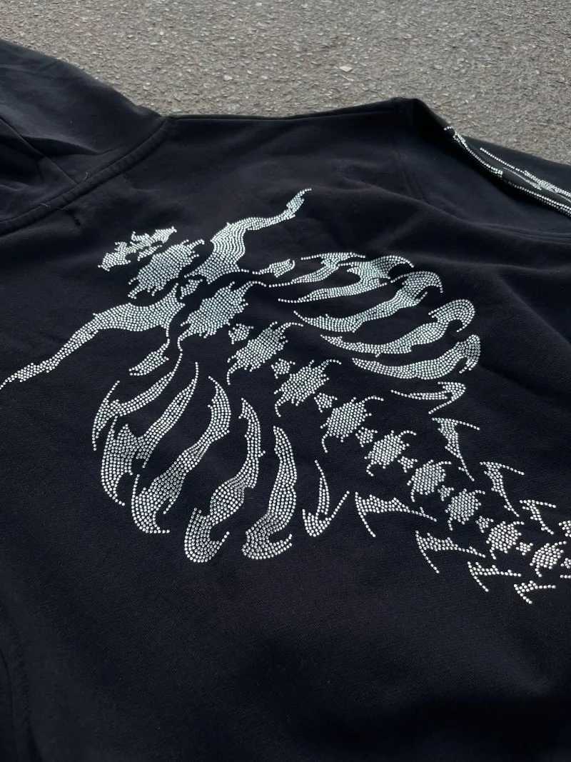 2025 Winter Trendy American Street HipHop Rock Anime Printed Hoodie Men Y2k Gothic Punk Casual Loose Pullover Sweatshirt Women W251020