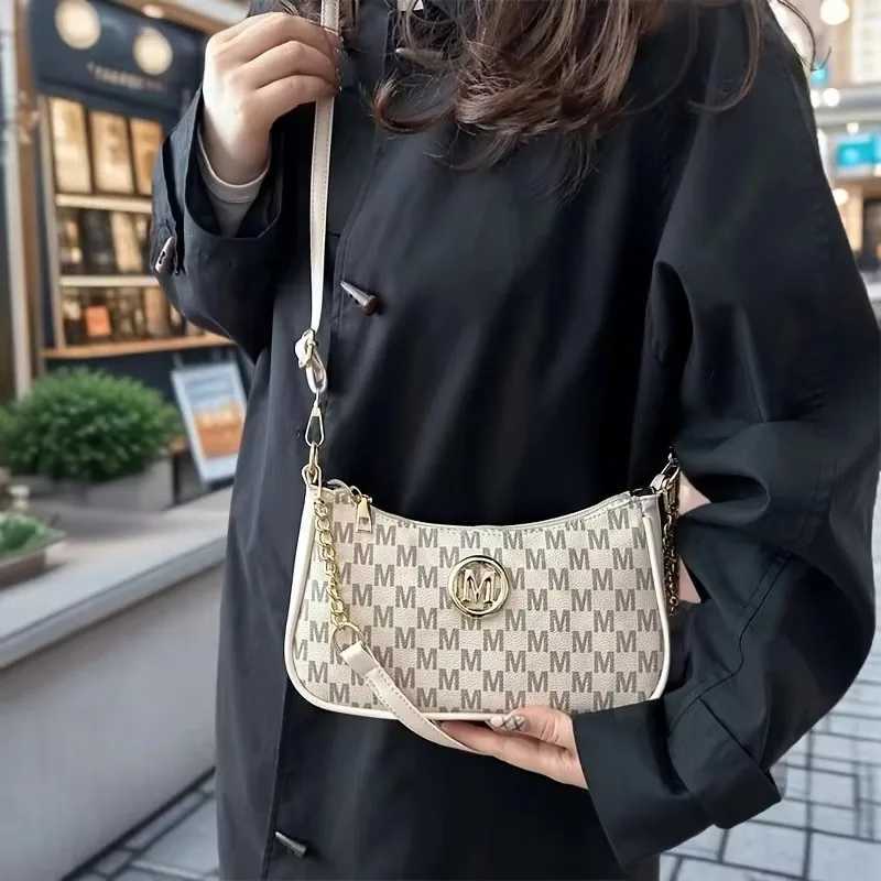 Vintage Style Handbag Crossbody Bag Adjustable Strap Women Messenger Shoulder Bag Sophisticated Accessory Tote Bag Party PurseT251020
