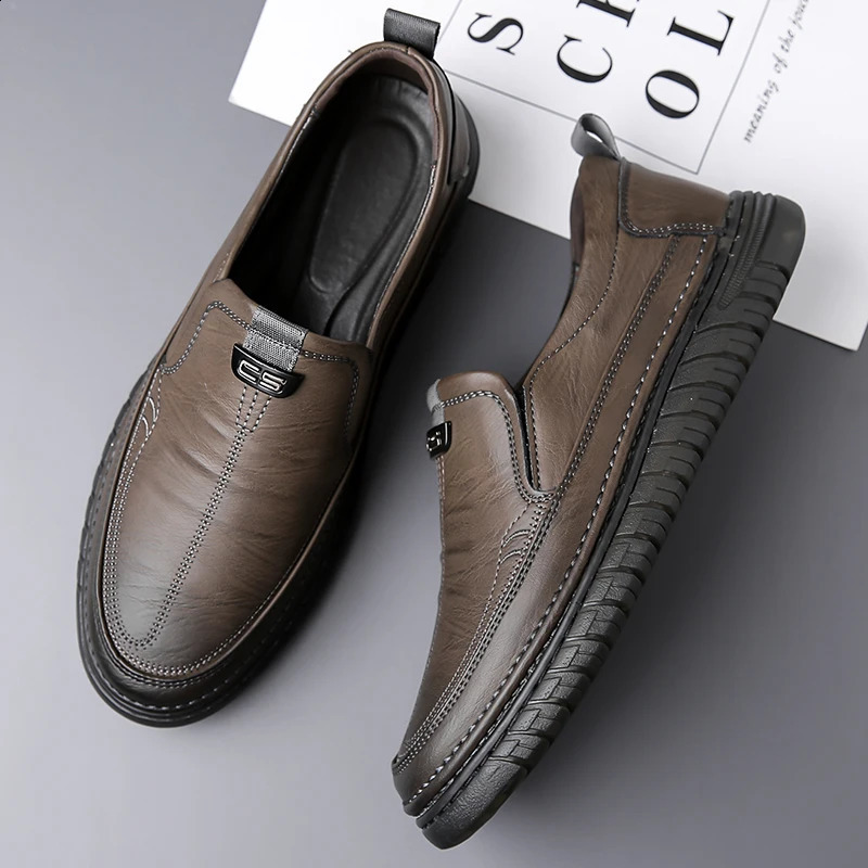 Mens Leather Loafers Non Slip Walking Flats Breathable Outdoor Slip on Casual Shoes for Male Work Office Driving Sneakers Big 48 251013