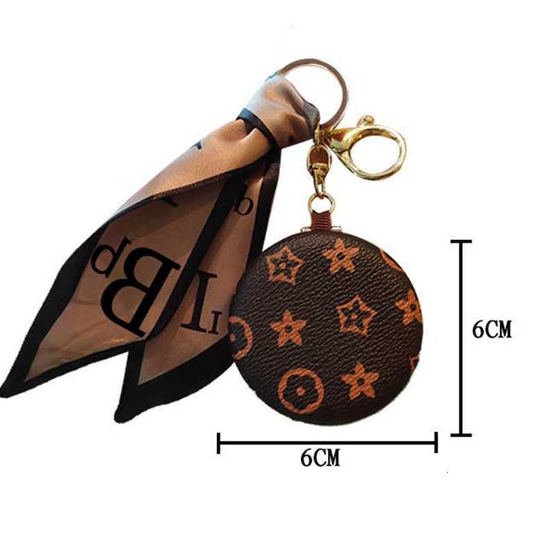 Exquisite Old Flower Leather Makeup Mirror Doublesided Mirror Bag Pendant Key Chain Pendant Small Gift ornaments C251020