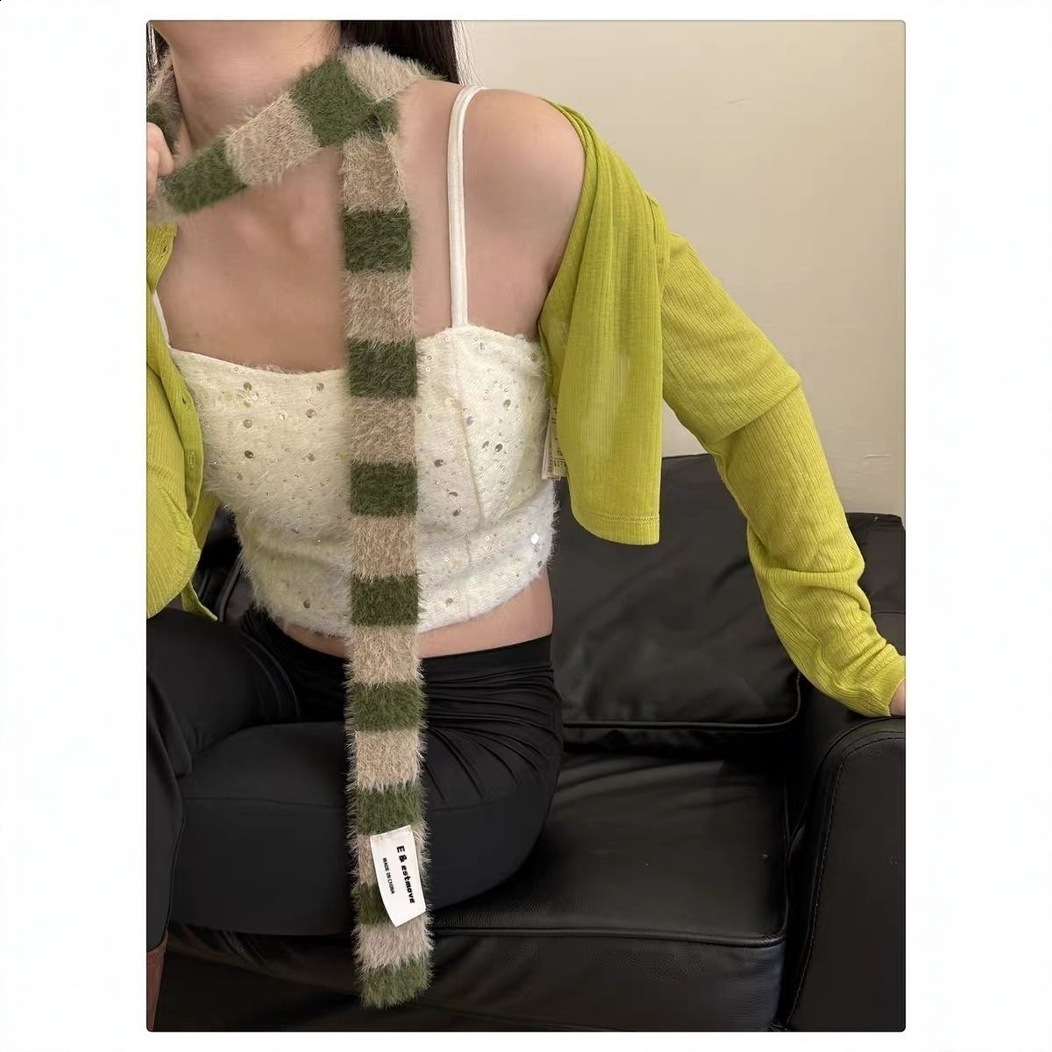 Y2K colored cashmere striped scarf for women cute winter plush warm necklace Japanese childrens scarf couple thick packaging 241007