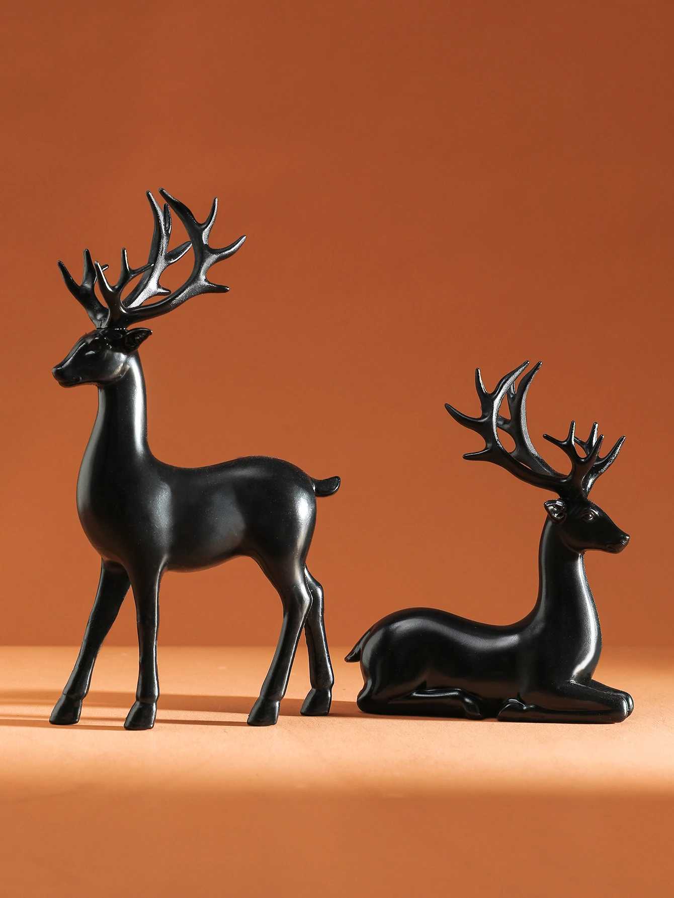 2 Pcs Reindeer Christmas Table Decoration for Home Indoor Xmas Holiday Small Statue Rustic Table Decor Christmas Reindeer Decor C251020