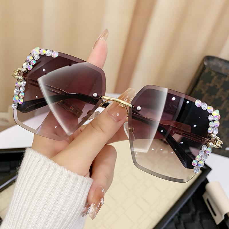 Designer Sunglasses For Women Men Oversized Sunglasses Fashion Classic Polarized Sunglasses Luxury Goggle Pilot PC Frame Oversized UV400 Eyewear KP004