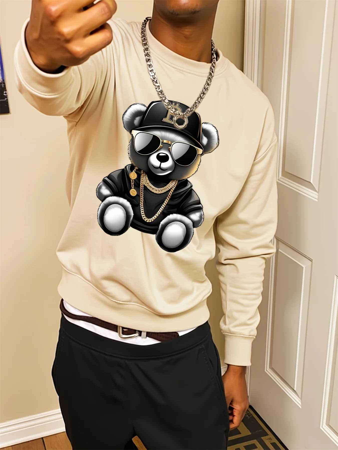 Mens autumn and winter fashionable casual loose cool bear cartoon graphic print fleece long sleeved round neck sweatshirt W251020