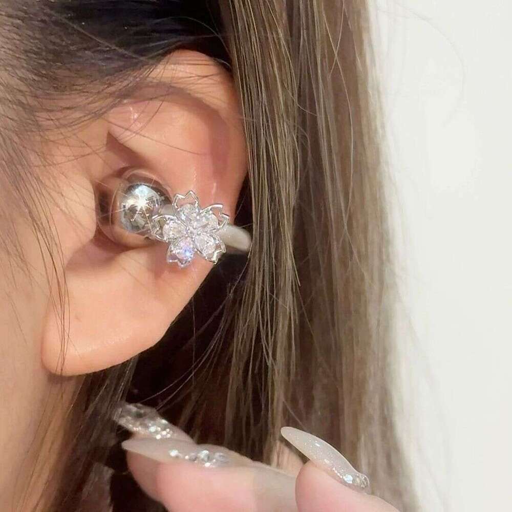 DHCollections-- Suitable for FreeClip Drill Buckle Earphone Accessories Spring Sakura Light Niche Exquisite Design Sense Versatile Elegant