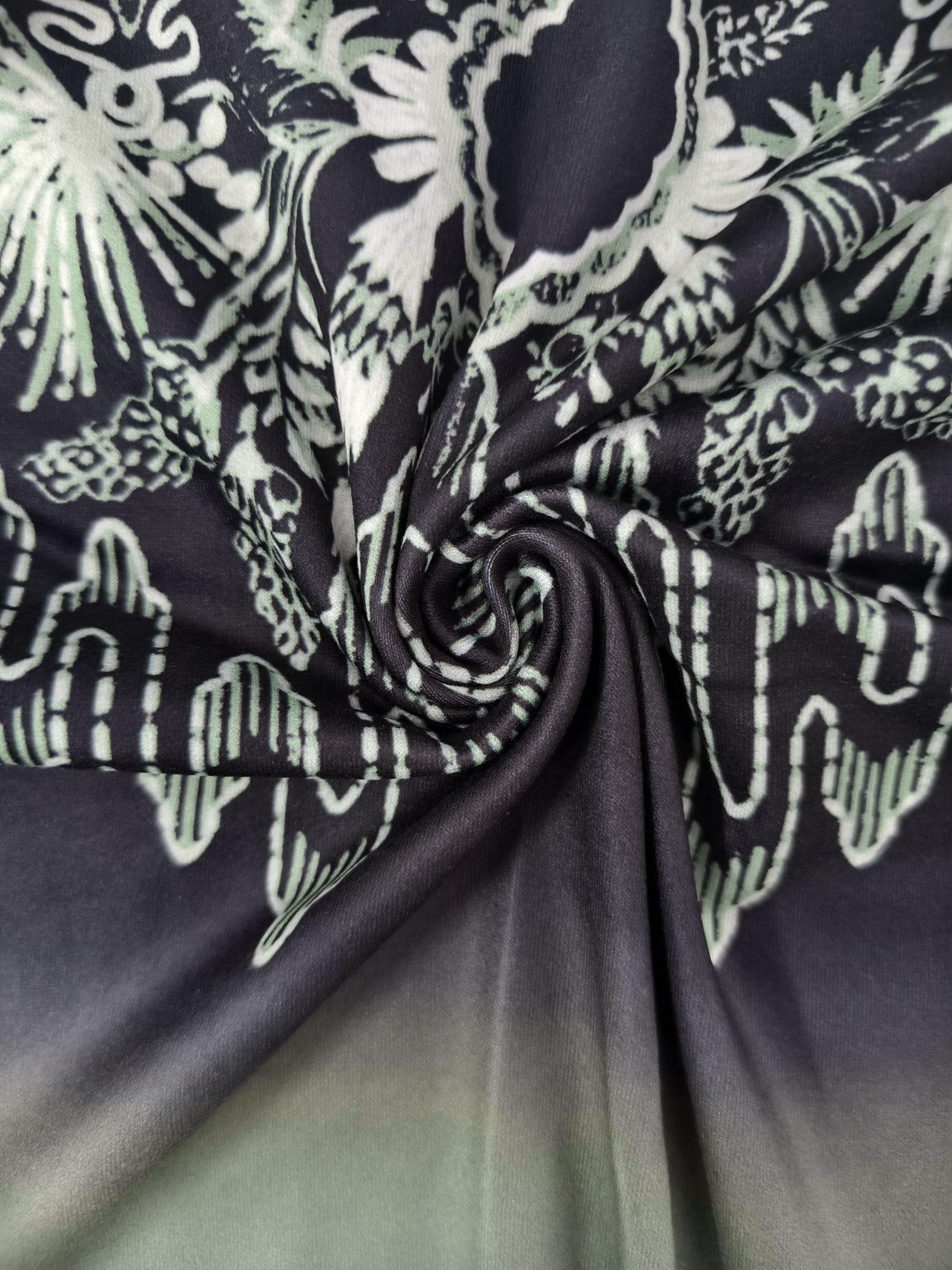 Women's Autumn & Winter Retro Ethnic Style Gradient Floral Printed Crew Neck Top, Casual Daily Wear Milk Silk Blouse-CF55338