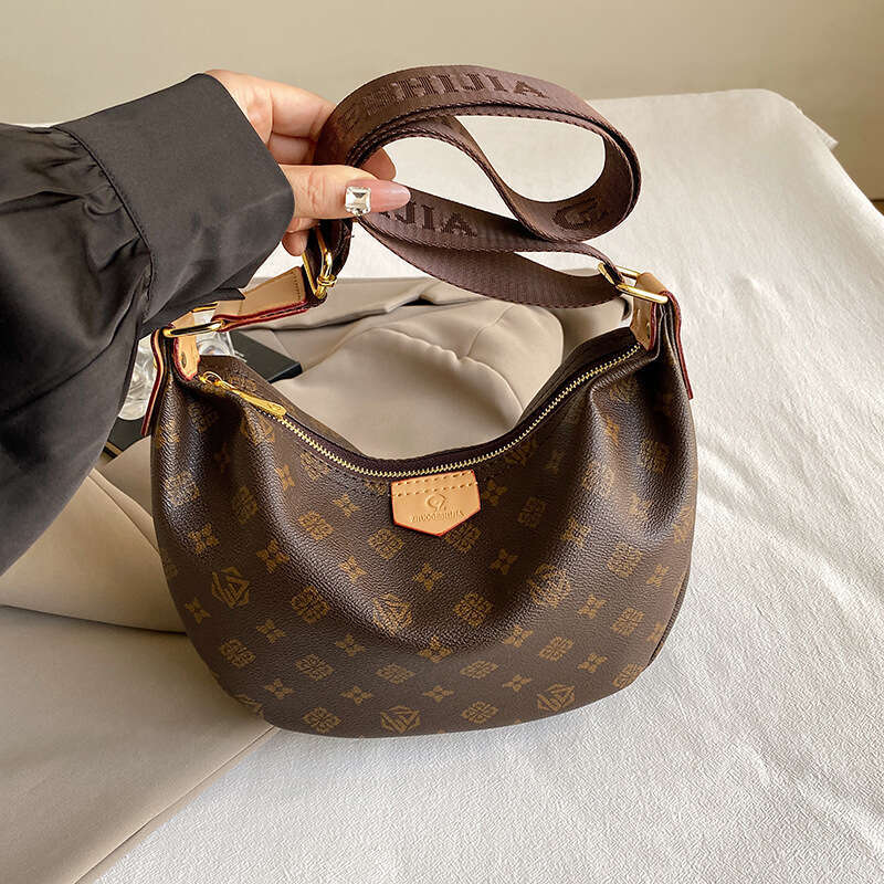 Fashion Elegnat Designer Bag for Women Large Capacity Crossbody Shoulder Bag Exquisite Casual Dumpling Bag Handheld Commuter Women H260320