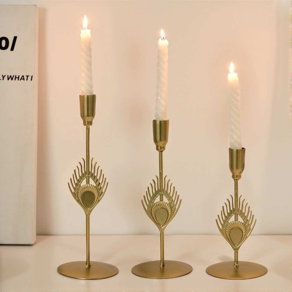 Nordic-inspired home decor: Retro candlelit dinnerware, luxurious metal crafts, romantic tableware, and candlestick ornaments H260310