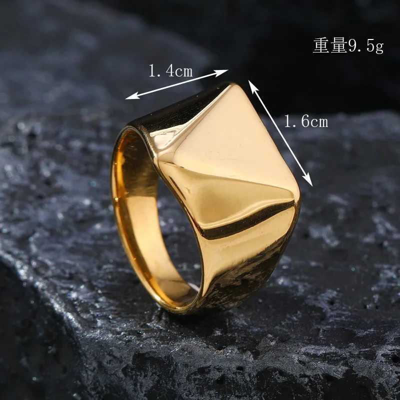 316L Stainless Steel Smooth Triangle Signet Ring For Men Male Finger Jewelry Accessories 2025 New J251020