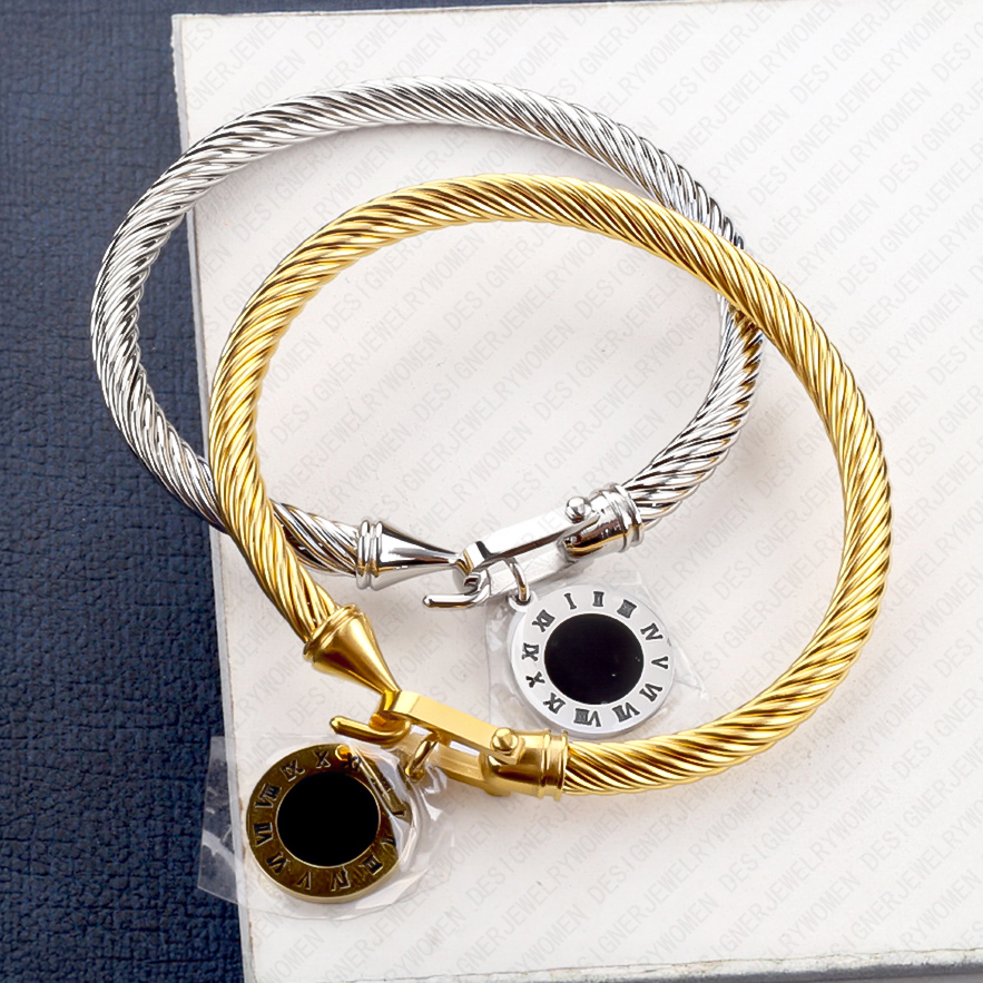 Designer Bracelet Bracelet Women Stainless Steel Horseshoe Clasp Bracelets Roman Numeral Bangle Pendant Bangles Luxury Jewlery Designer for Women Eleg
