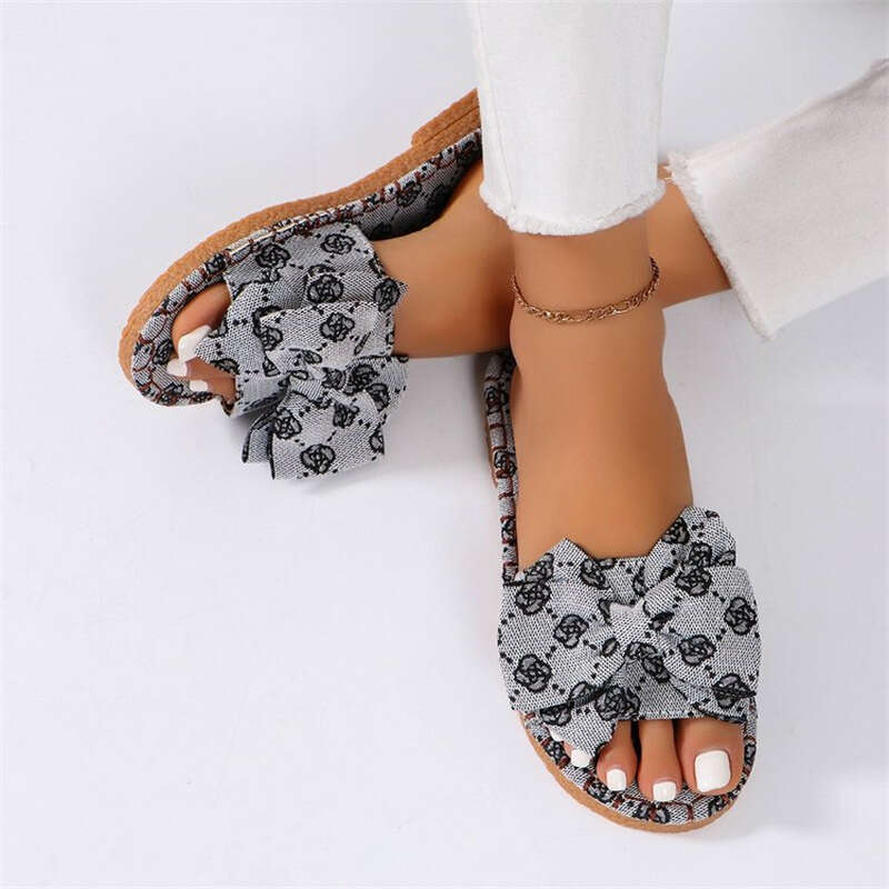 2025 new summer free shipping large size outdoor designer slippers bowknot flat heel womens sandals