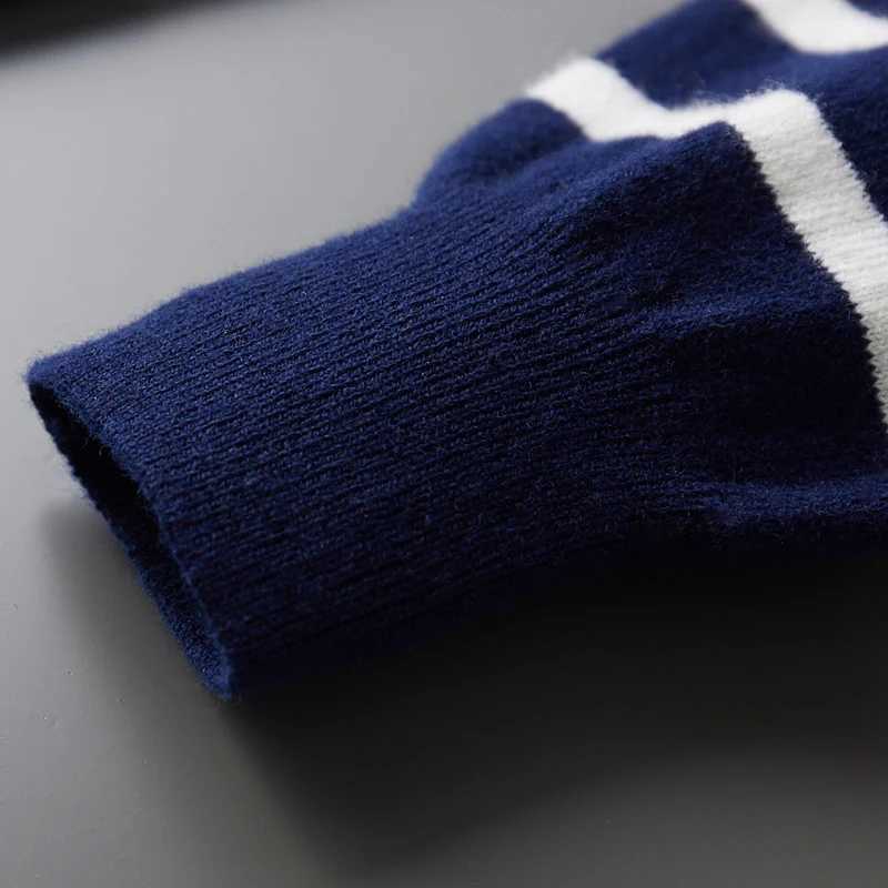 New 100 Merino Wool Knitted Pullover 2025Autumn Man O-Neck Striped Thick Sweater Fashion Loose Joker Youth Tops Warm Base ShirtT251103