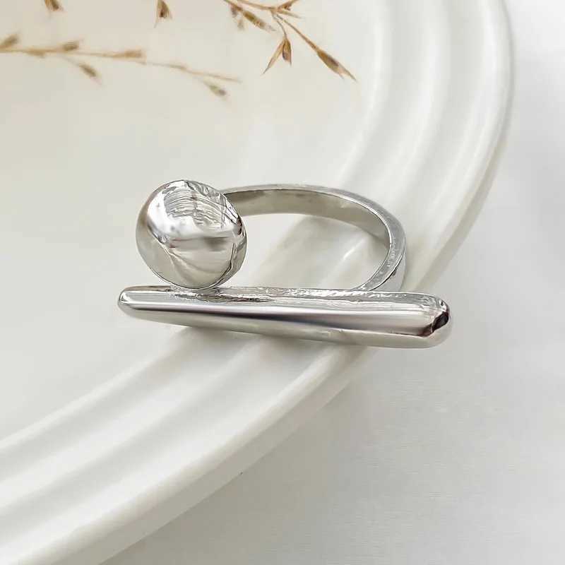 Creative Irregular Geometric Lines Open Ring for Women Men Exaggerated Gold Color Line Adjustable Couple Finger Ring Jewelry J251020