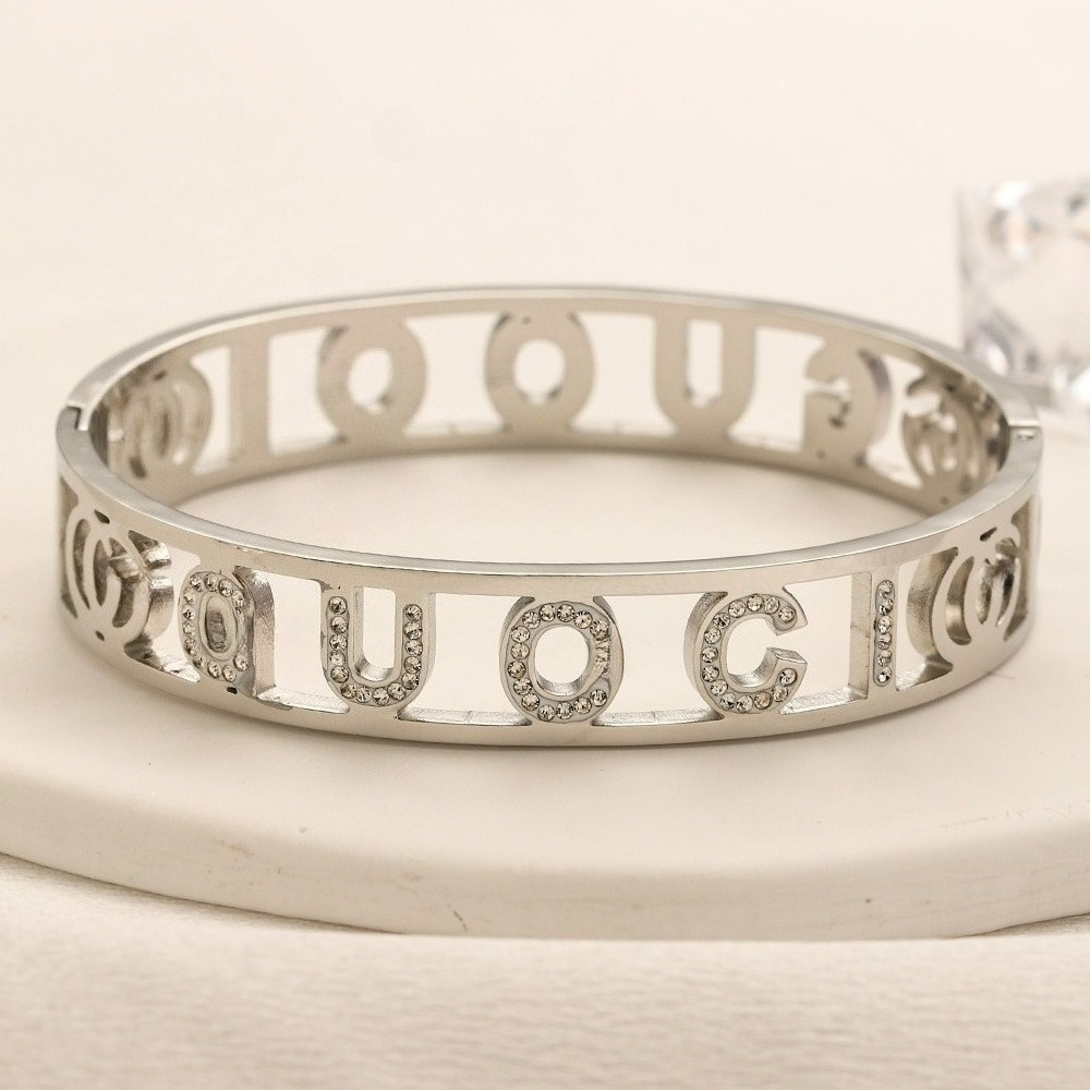 Designer Bracelets Brand Bangle Luxury Mens Womens Bracelet Wristband Jewelry Accessories Gift