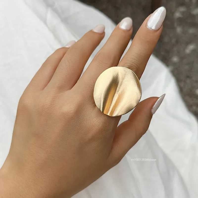 Big Unique Irregular Geometric Open Rings Set for Women Punk Gold Color Adjustable Finger Ring Couple Wed Accessories J251020